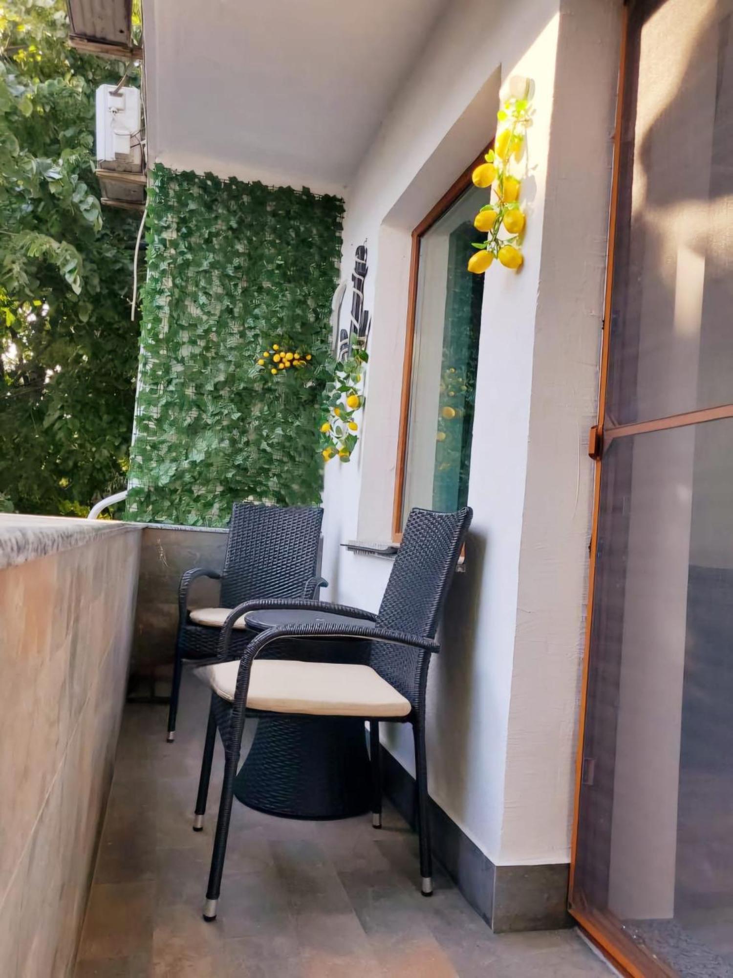 Lemon Breeze Apartment Constanta Bagian luar foto